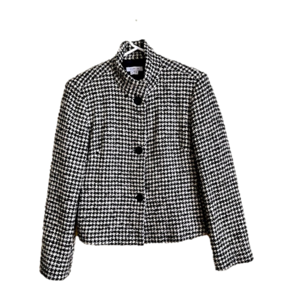 Studio Jax wool blazer made in Canada!